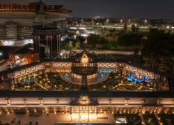 De Montel, il parco termale milanese accoglie le feste natalizie con Lumìna, spettacolo che fonde teatro, musica dal vivo e acrobazie aeree