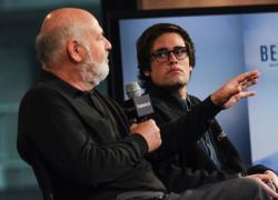 Morte Rob Reiner e moglie Michele Singer, arrestato il figlio 32enne Nick con accusa di "duplice omicidio": cauzione da $4mln