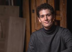 Torna per il periodo delle festivit&agrave; natalizie al Teatro del Maggio Musicale Fiorentino &ldquo;La boh&egrave;me&rdquo;, di Giacomo Puccini
 
