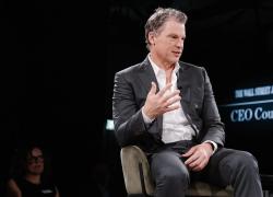 Accordo Warner Bros Discovery e Netflix da $82,7 mld; nuova piattaforma da 450.000 abbonati, fuori Paramount Skydance