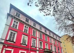 Cos'&egrave; il centro sociale Askatasuna di Torino, occupato nel 1996 da gruppi dell&rsquo;area autonoma e antagonista, autogestito fino allo sgombero del 2025