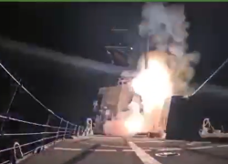 Nigeria, Usa lanciano attacco contro obiettivi ISIS a Sokoto la notte di Natale, Trump: "Li avevo avvertiti di non uccidere cristiani" - VIDEO