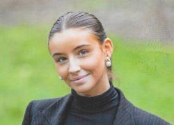 Vittoria di Savoia festeggia il ventiduesimo compleanno a Gstaad con il padre Emanuele Filiberto e la nonna Marina Doria 