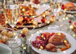 Indagine Facile.it e EMG Different, nel 2025 gli italiani dispongono di un budget di &euro;2 mld per il cenone di Capodanno, -32% sul 2024