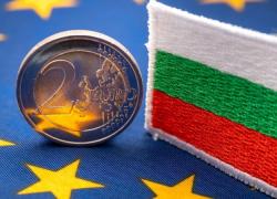 Bulgaria adotta ufficialmente l'euro, &egrave; il 21&deg; Paese dell'eurozona, ma met&agrave; dei cittadini sono contrari: paura per rincari e redditi bassi