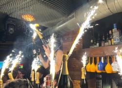 Strage Crans-Montana, uscita di sicurezza "seminascosta nell'area fumatori e chiusa a chiave"; titolari volevano ampliare il locale da 44 a 74 m2