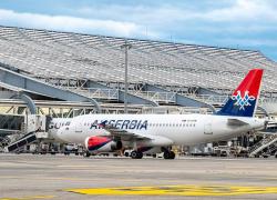 Grecia, chiuso spazio aereo per guasto ai sistemi di radiofrequenza: a Sharm El-Sheik cancellati tre voli e bloccati 600 italiani 