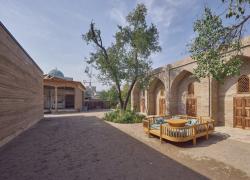 Mahalla First: come il discorso presidenziale dell'Uzbekistan del 2026 ridefinisce la governance a livello comunitario e l'erogazione dei servizi pubblici