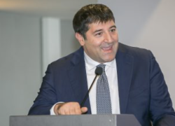 Lavoro. Luigi Giulio De Mitri Pugno, Segretario Nazionale UGL Terziario: &ldquo;CCNL Commercio rafforza tutele e occupazione. Critiche di Landini infondate e pretestuose&rdquo;