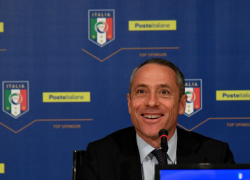 Poste Italiane, oltre 16 milioni di italiani usano app P; esperienza utente semplificata e accesso immediato