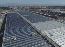 FS Energy, attivato ad Arezzo impianto fotovoltaico collegato alla rete ferroviaria, oltre 10 mila pannelli per una potenza annua stimata di circa 5,8 GWh