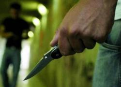 La Spezia, studente 19enne accoltellato all'Istituto superiore Chiodo, colpito al fianco da alunno minorenne poi arrestato, &egrave; in gravi condizioni - VIDEO