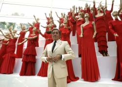 Addio a Valentino Garavani, morto a 93 anni lo stilista e &ldquo;ultimo imperatore della moda&rdquo; famoso per il 'Rosso', azienda venduta nel 2012 per $700mln