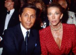 Addio a Valentino Garavani, lo stilista preferito dalle Regine di tutto il mondo. Suo il vestito di Marina Doria per le nozze a Teheran nel 1971 con Vittorio Emanuele di Savoia 