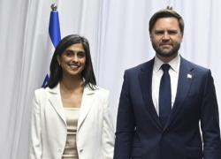 JD Vance e la moglie aspettano il quarto figlio, Usha incinta al 3&deg; mese di gravidanza, l'annuncio su Instagram: "&Egrave; maschio, nascer&agrave; a luglio"