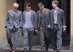 Jack Cassady Williams porta a Milano Moda Uomo lo stile australiano alla Mr. Crocodile Dundee, raffinato per la vita contemporanea 