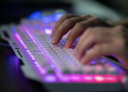 Giordania, intelligence usa tecnologia israeliana Cellebrite e sottrae dati a giornalisti, CitizenLab: "Dispositivi manomessi dopo arresto" 