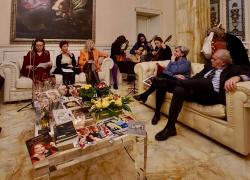 IA e arte, riflessioni degli intellettuali romani a salotto su  passato umano e futuro artificiale