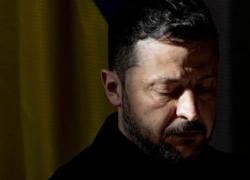 Ucraina, la resa mai arrivata di Zelensky e l'amicizia dell'Occidente con la Russia: le colpe della Nato e dei suoi inservienti politici