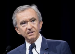 LVMH crollata in Borsa, ultimo trimestre 2025 vendite in calo del 3%; risultati positivi per USA e Cina (+1%), down per Europa (-2%) e Giappone (-5%) 