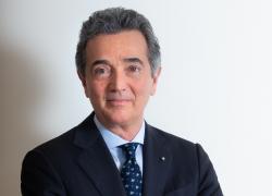 Credem, risultati 2025 con utile netto a &euro;621,5 mln (+0,2%), prestiti alla clientela a &euro;37,7 mld (+3,6%) e +181 mila nuovi clienti