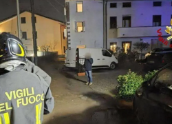 Strage familiare a Lucca: morti padre, madre e 2 figli per monossido di carbonio, grave una quinta persona, 3 i carabinieri intossicati