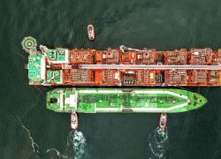 Eni, Descalzi e Sassou N&rsquo;Guesso inaugurano il primo carico di gas liquefatto della Fase 2 di Congo LNG dall&rsquo;impianto flottante Nguya