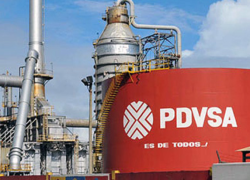 Venezuela, "spedito primo carico di greggio verso Israele dopo ingerenze Usa nella statale Pdvsa" ma ministro P&eacute;rez smentisce: "Fake news"