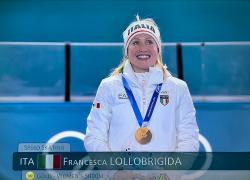 Olimpiadi Milano Cortina 2026, 6&deg; oro per Italia: Francesca Lollobrigida vince i 5000m dello speed skating, bis dopo vittoria nei 3000m - VIDEO