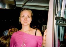Milano, ex ballerina Oksana Murasova accoltella compagno, rilasciata: "Legittima difesa", condannata nel 2015 per aver ucciso l'ex