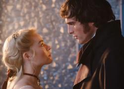 Le "Cime Tempestose" di Margot Robbie: una telenovela che rende in salsa erotico-pulp il celebre romanzo romantico