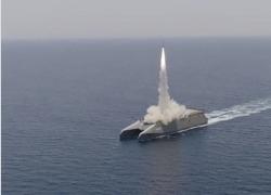 Iran mostra i muscoli agli Usa e testa missile navale di difesa aerea a lungo raggio &ldquo;Sayyad-3G&rdquo;, Serbia e Svezia: &ldquo;Cittadini lascino Paese&rdquo;