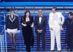 Sanremo 2026, com'&egrave; andata la seconda serata: una top cinque inaspettata; brividi per Achille Lauro;  decretati i finalisti delle Nuove Proposte