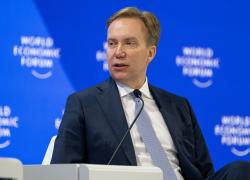 Caso Epstein, dimissioni di B&oslash;rge Brende da presidente e ceo del Wef Davos, tre cene di lavoro, mail ed sms col finanziere
