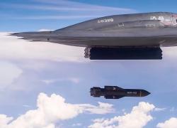 Un Trump irriconoscibile, succube di Tel Aviv e che sta mettendo gli Usa e l'Occidente in un vicolo cieco. Una guerra apocalittica che metter&agrave; in mondo intero in recessione e declino