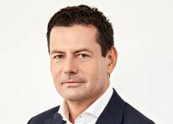 KKCG Maritime, annunciata un OPA di &euro;182,5 milioni su Ferretti; bocciata da Weichai e sale al 39,04% per blindare il controllo