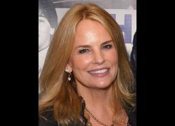 Addio a Jennier Runyon, morta per 'turbo-cancro' a 65 anni l'attrice di 'Ghostbusters &ndash; Acchiappafantasmi' e della sitcom Babysitter