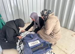 Gaza, giornalista palestinese di 46enne Amal Al-Shammali uccisa in raid Idf a Zawayda, aumenta il bilancio dei reporter morti