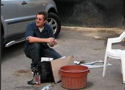 Chi &egrave; Banksy, svelata l&rsquo;identit&agrave; dello street artist: &egrave; il 53enne Robin Gunningham, nome poi cambiato in David Jones