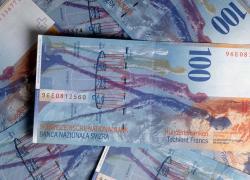 Svizzera, contante in costituzione, approvato con il 73% dei voti il controprogetto del governo e del parlamento