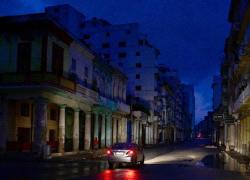 Cuba al buio, &egrave; di nuovo in corso un blackout nell'isola caraibica per il collasso della rete elettrica
