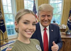 Chi &egrave; Jessica Foster, la sexy soldatessa Usa creata con l&rsquo;AI, dalle foto con Trump nello Studio Ovale alla posa con Putin