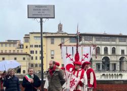 Firenze intitola una piazza a Guccio Gucci, fondatore della celebre casa di moda toscana, oggi di propriet&agrave; del gruppo francese Kering 