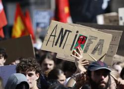Lega, pronto il ddl per designare &ldquo;Anarchici e antifa come terroristi&rdquo;, la proposta di legge sulla scia di Trump e Orban