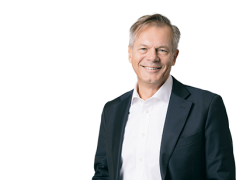 Eni Plenitude, closing acqusizione Acea previsto entro Aprile 2026, valore complessivo stimato intorno ai &euro;580 milioni 