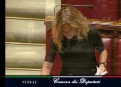 Veronica Giannone lascia FI e passa al Misto dopo la mancata candidatura: "Sfruttata finché facevo comodo. Liquidata con un sms" - VIDEO