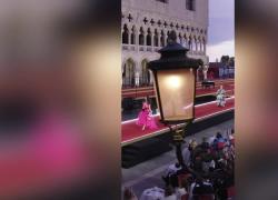 Dolce&Gabbana a Venezia, la sfilata delle figlie d'arte: spettacolari Lena Klum e Deva Cassel