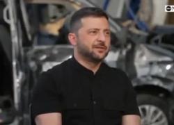 Ucraina, Zelensky rifiuta invito di Putin a Mosca e provoca lo zar: “Venga lui a Kiev, io non andrò nella capitale di quel terrorista” - VIDEO