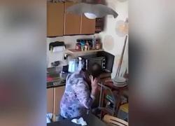 Terremoto ai Campi Flegrei di magnitudo 4.4, epicentro nel porto di Pozzuoli, a Napoli evacuate università e scuole, sospesi i treni - VIDEO