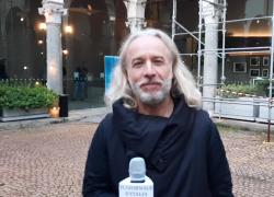 Bonello (artista):"Arlecchino è la metafora della situazione geopolitica contemporanea dove l'uomo deve mantenersi in equilibrio"